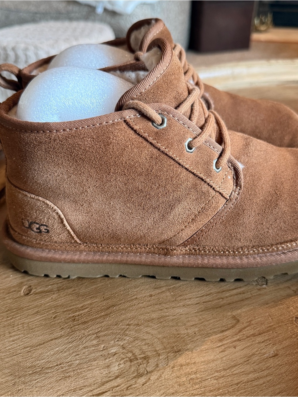 UGG Men's Neumel Suede Chukka Boots Chestnut Size 9